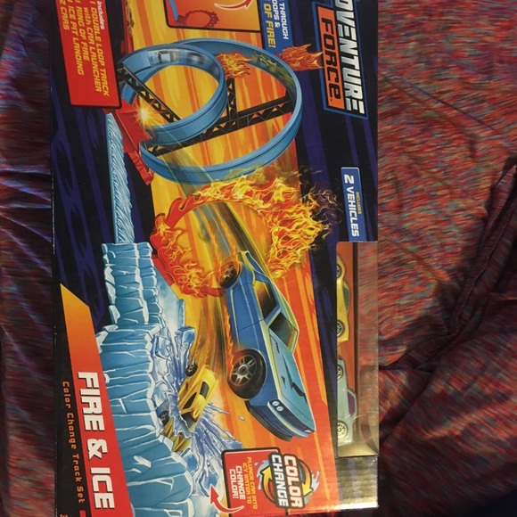 Adventure force fire and ice 🧊 color change race track new in box 📦 - Picture 2 of 3